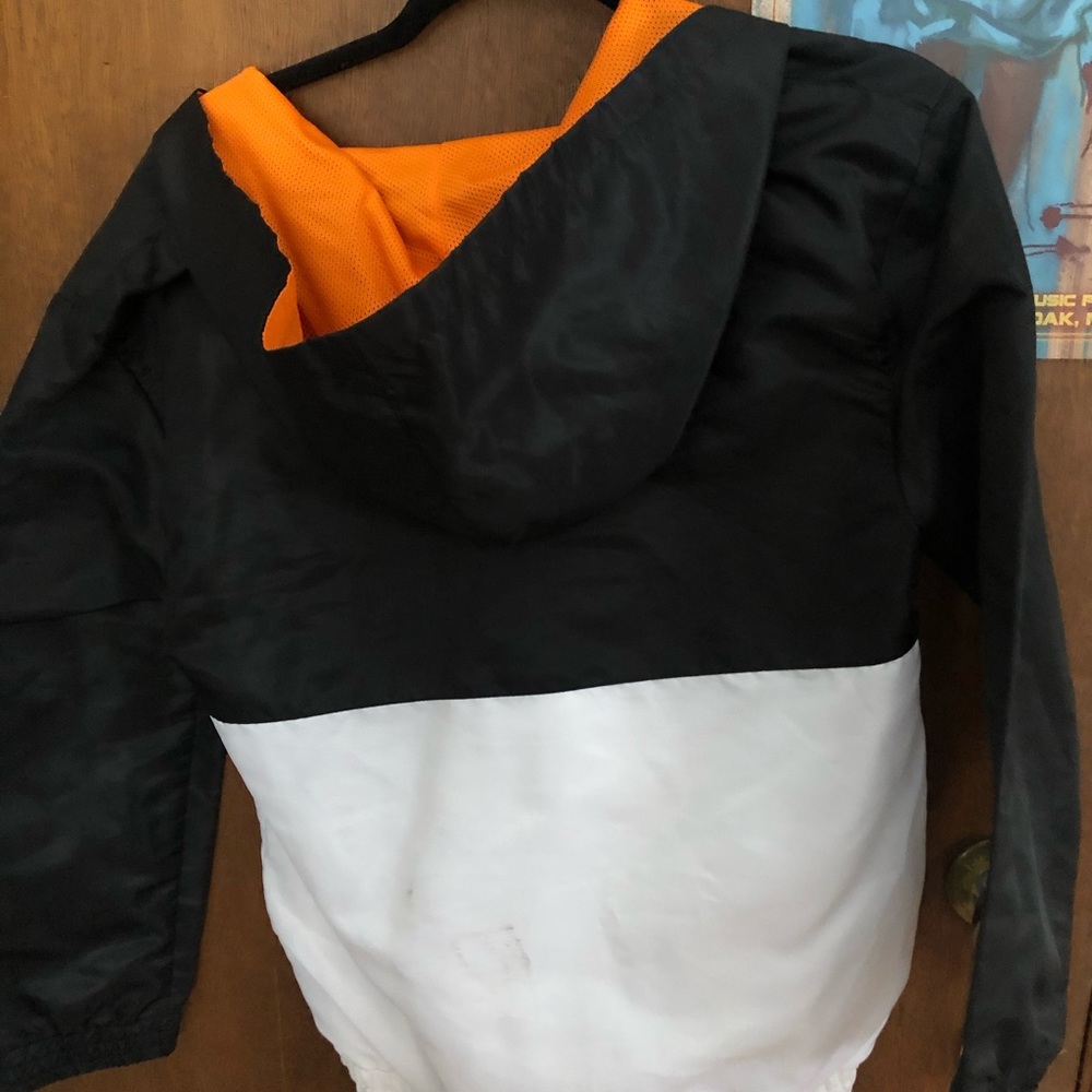 Boys / small women’s windbreaker